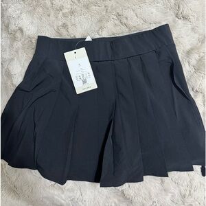 Halara- tennis skirt